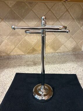 Countertop Towel Rack with curved arms -  for fingertip towels